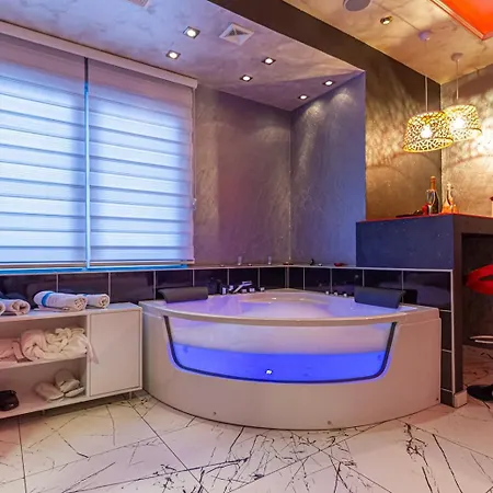 Blue House Apartment