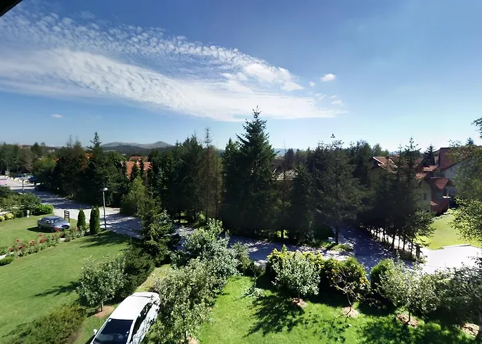 아파트 Blue House