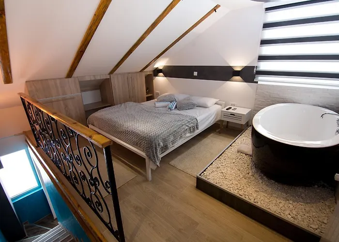 Blue House 아파트 *