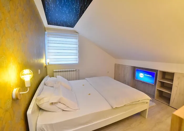 아파트 Blue House *