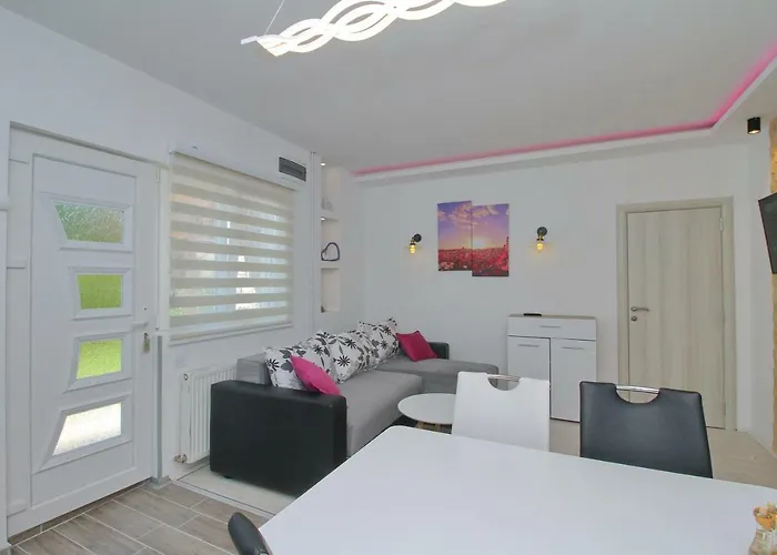 Blue House * 즐라티보