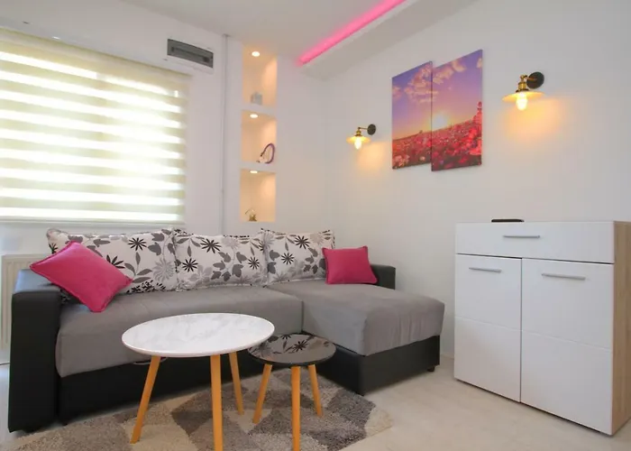 아파트 Blue House 즐라티보