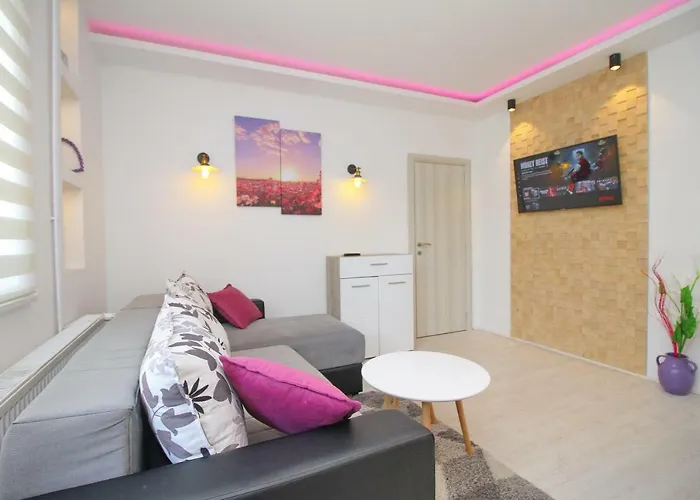 Blue House 아파트 *